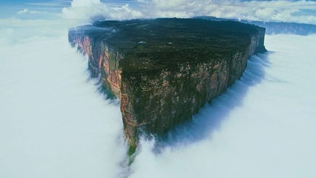 O Monte Roraima , com mais de 2 bilhões de anos,