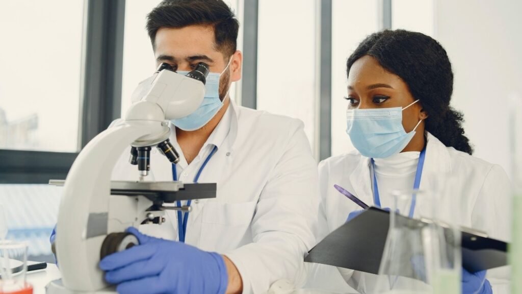 Cientistas brasileiros