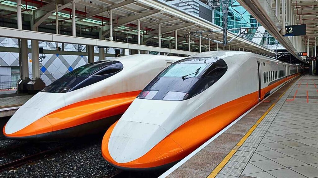 O trem mais veloz do mundo foi inspirado no bico de um pássaro