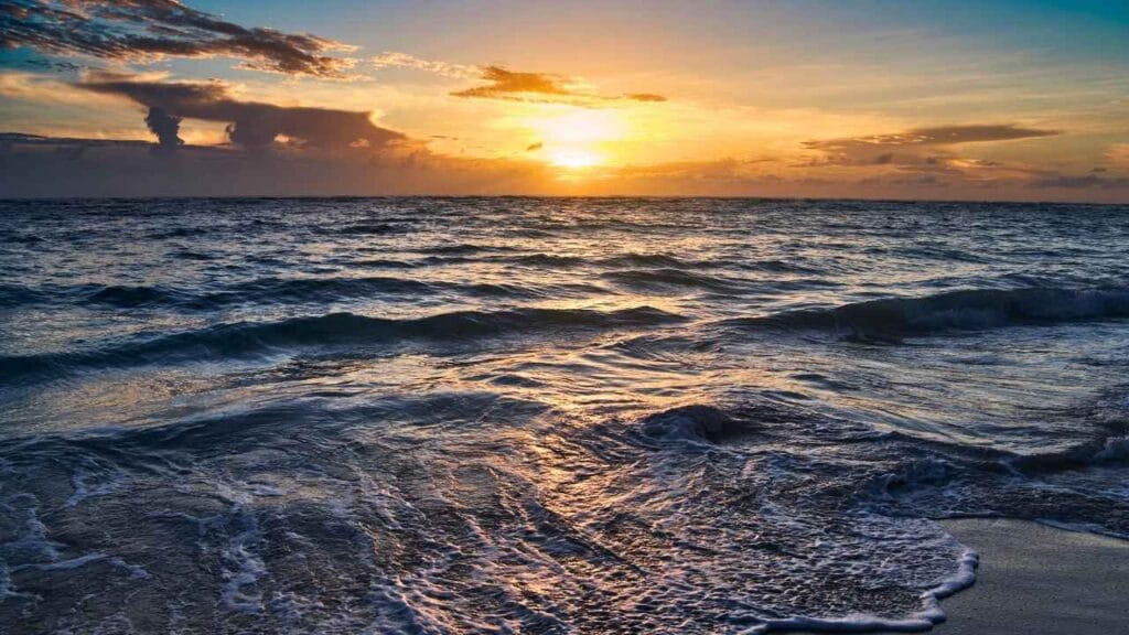 Qual oceano que banha o Brasil e como influencia nossa biodiversidade e clima